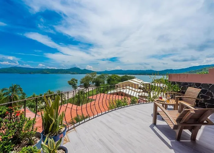 Oceanfront Newly Interior Renovated Condo